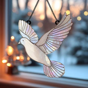 White Dove Suncatcher – Peace Bird Ornament, Memorial or Sympathy Gift, Spiritual Peace Decor, Gift for Loved Ones, Window Hanging Art